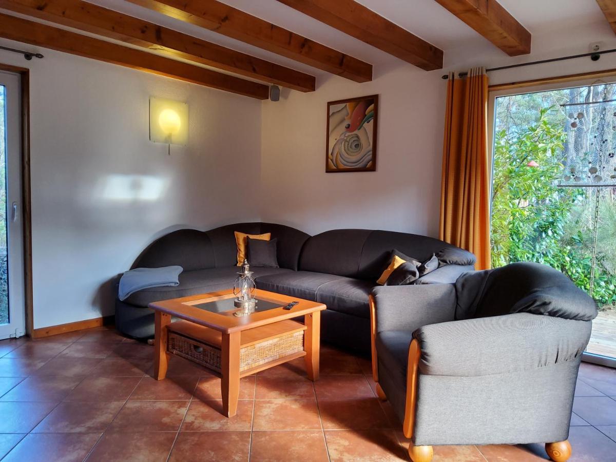 Zu Haus In Der Ferne Villa Баабе Екстериор снимка